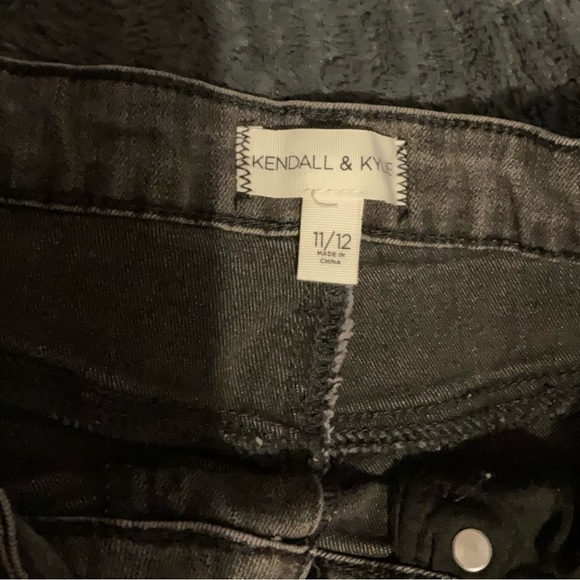 KENDALL & KYLIE kouture High Rise Ripped Crop Flare Leg Melrose 11/12 Junior - Picture 3 of 4